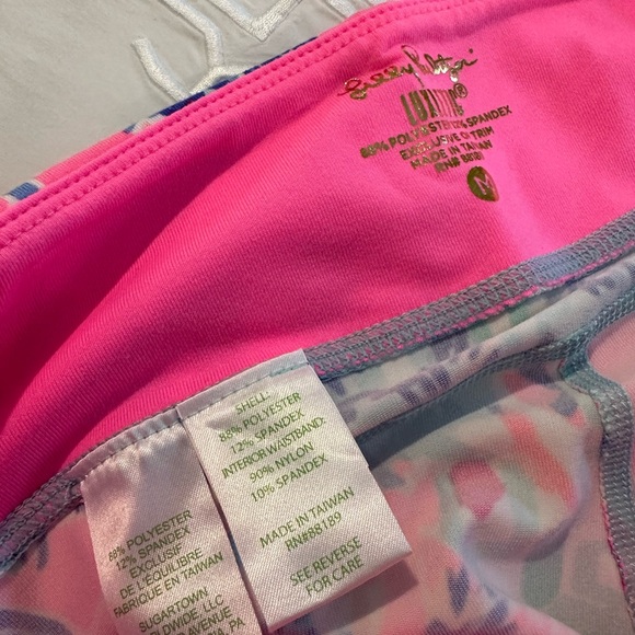 New with Tags, Lilly Pulitzer Luxletic Weekender cropped Cabana Cocktail - Picture 3 of 4